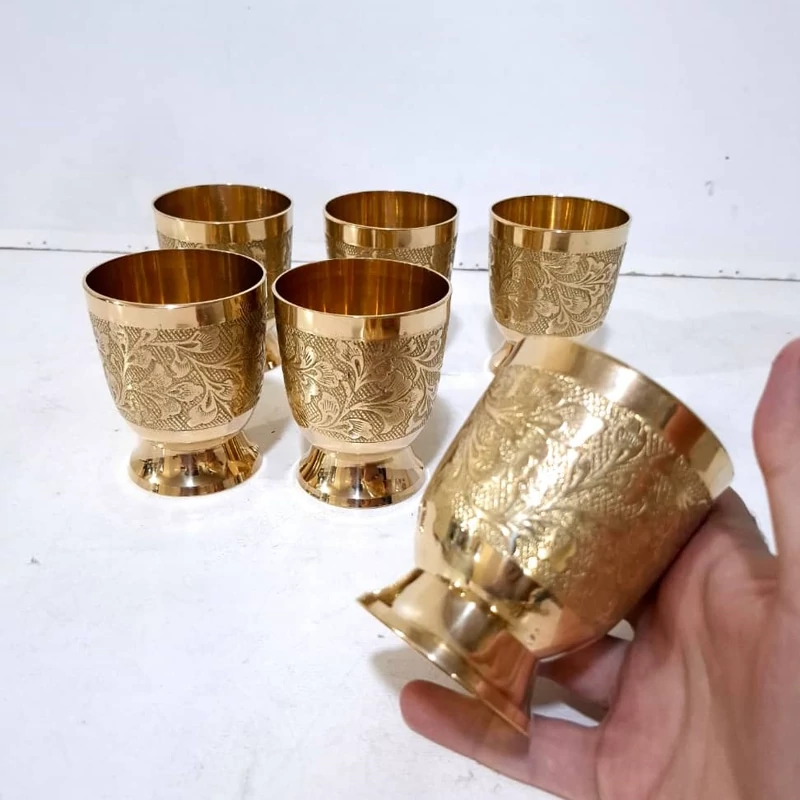 سرویس برنجی لیوان برنجی ساخت هند فول کیفیت ریخته ای درجه یک قلمکارارتفاع10سانت قطر دهانه7