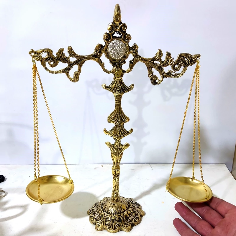 ترازو برنجی 32سانتی بزرگ بسیار زیبا وباکیفیت طرح عدالت