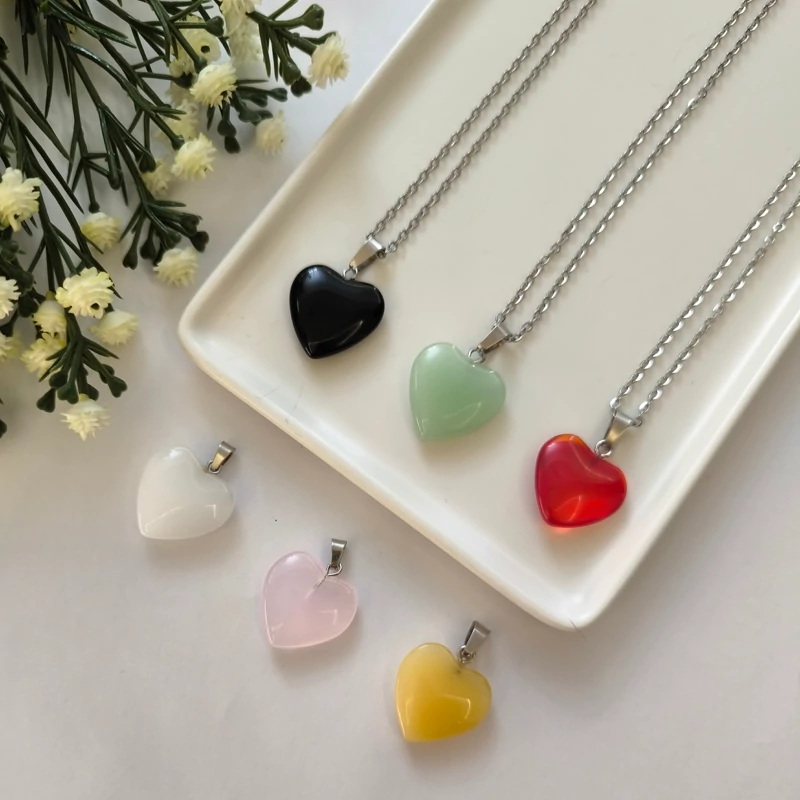 گردنبند طرح قلب  سنگی (فروش بصورت یک عدد گردنبند)