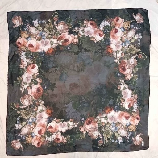 روسری ساتن  جنس عالی قواره متوسط