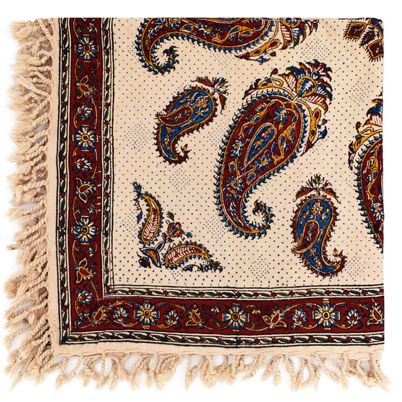 رومیزی قلمکار طرح پته سنتی کد 8080-4