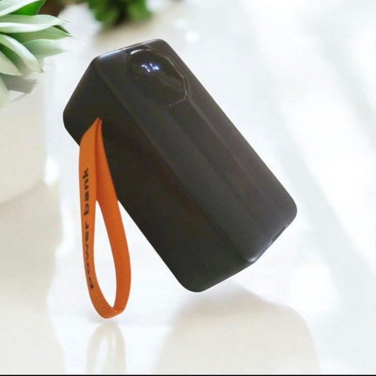 پاوربانک 22.5 وات مدل 50000 22.5w-fast ظرفیت 50000 میلیآمپرساعت به همراه دو کابل متصل USB-C و لایتنینگ