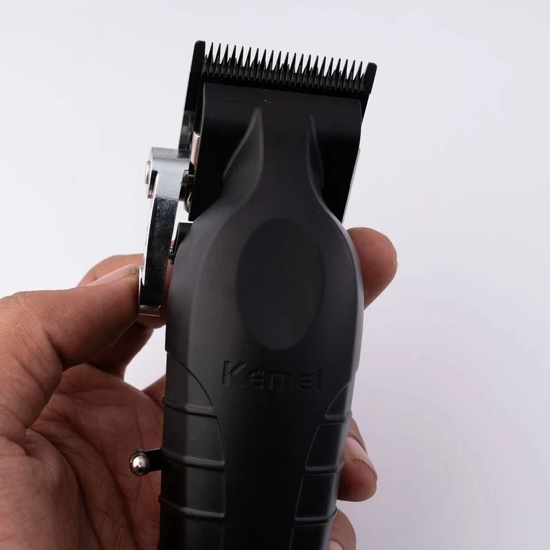 ماشین اصلاح حرفه ای ریش تراش موزر اصلی شارژی دارای باتری قوی(موزر شارژی)