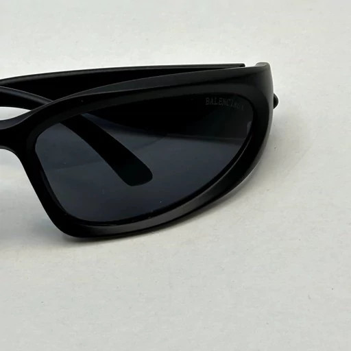 عینک ترند فشن آفتابی برند بالنسیاگا مدل BALENCIAGA SWIFT OVAL مشکی