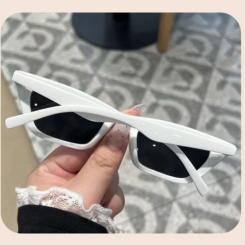 عینک آفتابی زنانه uv400 برند Kitty-Cute +دستمال نانو مخصوص+ ارسال رایگان