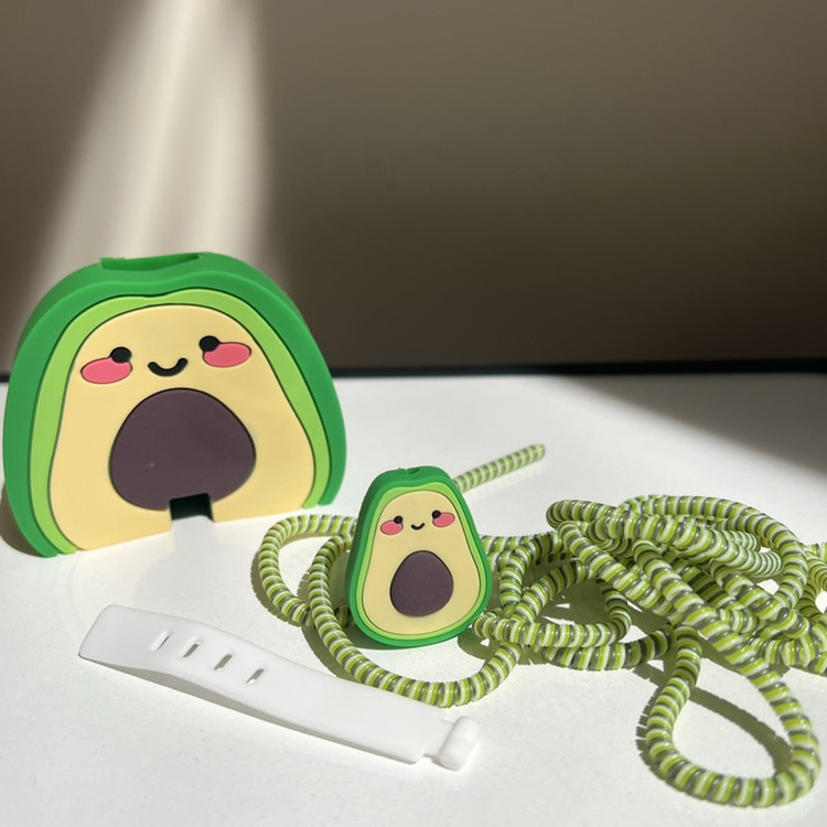 محافظ کابل و شارژر دیواری مدل آووکادو Avocado مجموعه 4 عددی