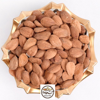 مغز هسته زرد آلو خام 500 گرم(دارای تلخی )