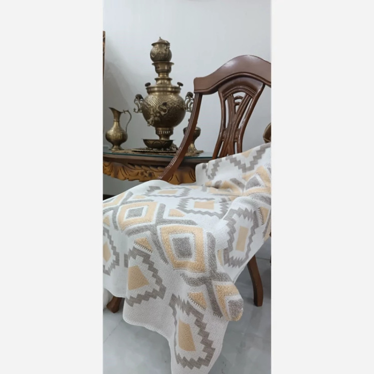 شال مبل طرح پانچ ابعاد 140*170رنگبندی کامل