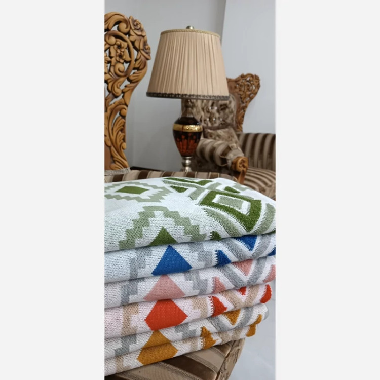 شال مبل طرح پانچ ابعاد 140*170رنگبندی کامل