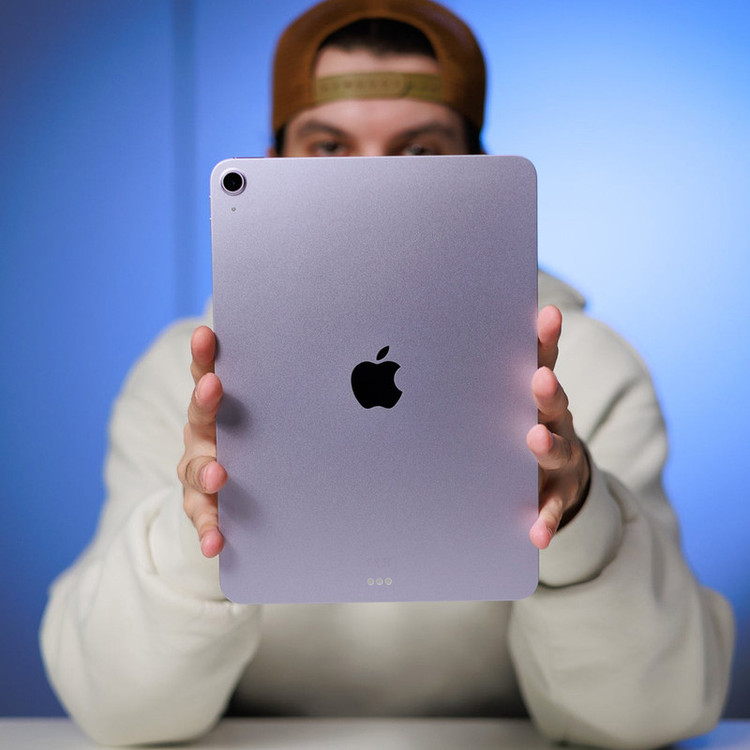 تبلت 13 اینچ اپل مدل iPad Air 2026 M4 Wi-Fi ظرفیت 256 گیگابایت و رم 12 گیگابایت، رزولوشن دوربین اصلی ۱۲ مگاپیکسل، پشتیبانی از قلم و کیبورد
