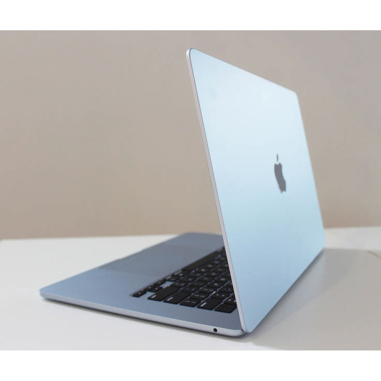 لپتاپ اپل مدل MacBook Air MC7A4 2025 LLA با پردازنده Apple M4، رم 16GB، حافظه SSD با ظرفیت 256GB، نمایشگر 15.3 اینچ Retina، دارای نور پسزمینه کیبورد، حسگر اثر انگشت، سیستمعامل Apple Mac OS