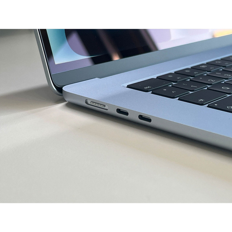 لپ تاپ 15.3 اینچی اپل مدل MacBook Air MDV94 2026 LLA-M5-16GB RAM-512GB SSD