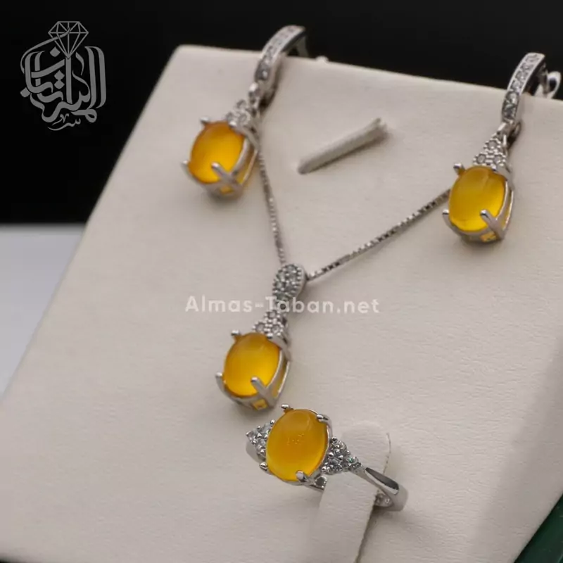 نیم ست زنانه عقیق زرد شرف الشمس کد 213