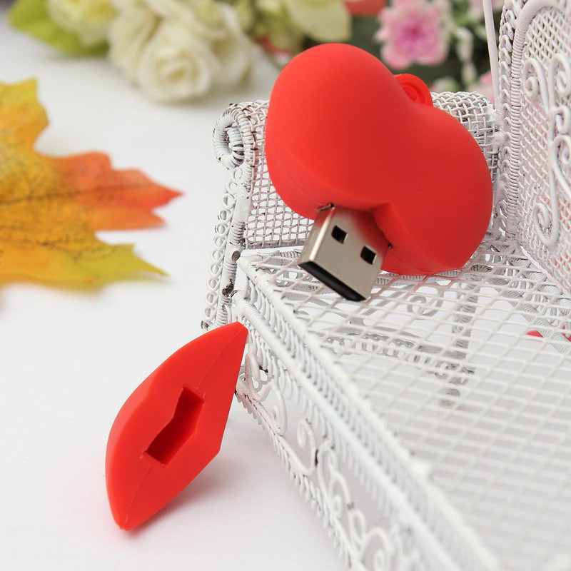 فلش مموری Usb 2.0 اولتیتا مدل ایموجی قلب ظرفیت هشت گیگابایت