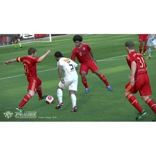 بازی کامپیوتر فوتبال تکاملی حرفه ای 2014 گزارش فارسی Pro Evolution Soccer 2014