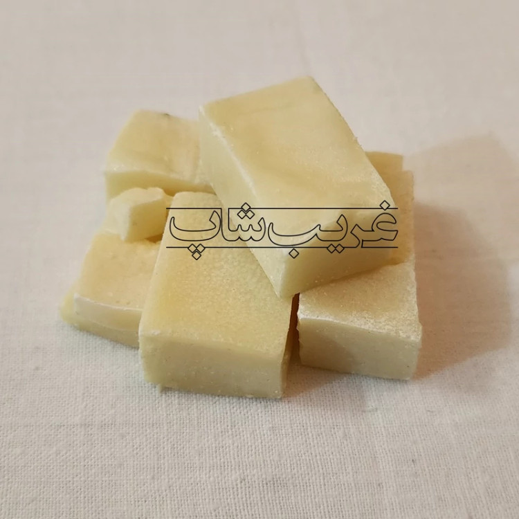 صمغ سقز (صمغ آدامس طبیعی)