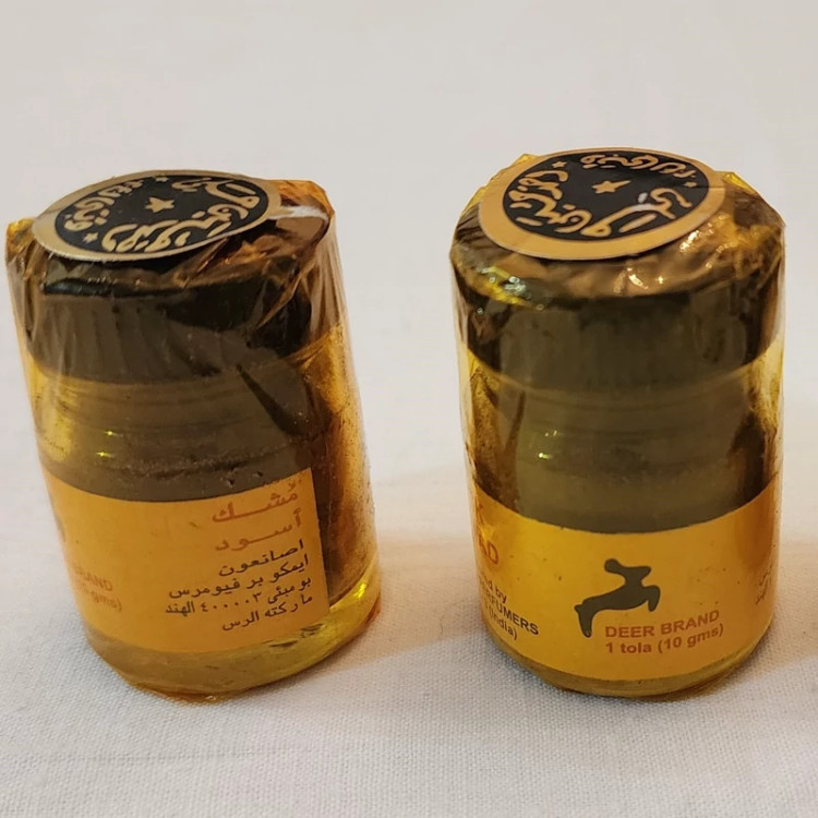 مشک سیاه هندی (مشک اسود)