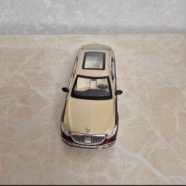 اسباب بازی ماشین فلزی مرسدس بنز اس 600 میباخ دودزا ماکت ماشین فلزی Mercedes Benz S600 MAYBACH کرم قرمز
