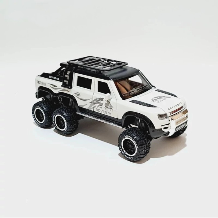 اسباب بازی ماشین فلزی رنجروور دیفندر 6 چرخ Range rover DEFENDER of road رنگ سفید ماکت فلزی