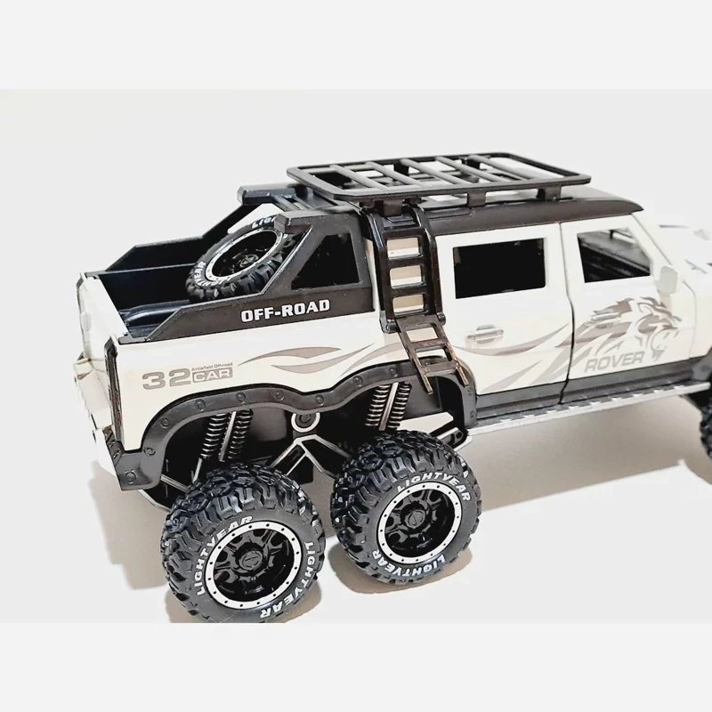 اسباب بازی ماشین فلزی رنجروور دیفندر 6 چرخ Range rover DEFENDER of road رنگ سفید ماکت فلزی