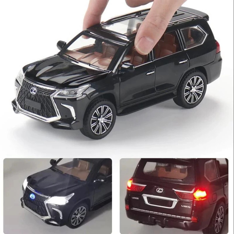 اسباب بازی ماشین فلزی لکسوس دودزا مدل LEXUS LX570 چراغ دار و موزیکال
