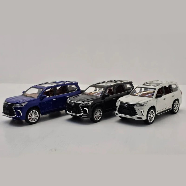 اسباب بازی ماشین فلزی لکسوس دودزا مدل LEXUS LX570 چراغ دار و موزیکال