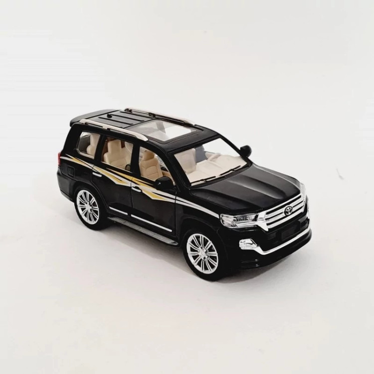 اسباب بازی ماشین فلزی تویوتا لندکروز دودزا مدل toyota land cruiser رنگ مشکی