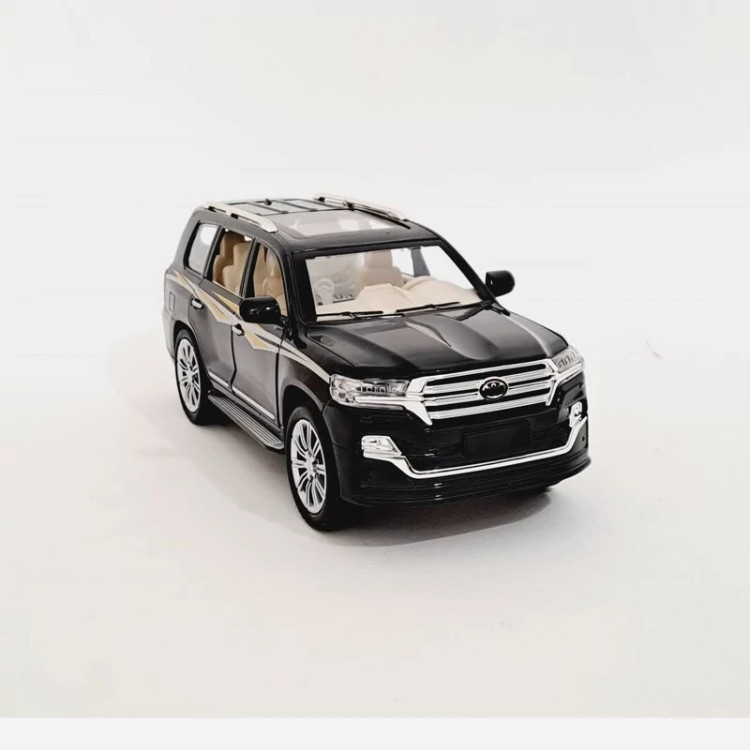 اسباب بازی ماشین فلزی تویوتا لندکروز دودزا مدل toyota land cruiser رنگ مشکی