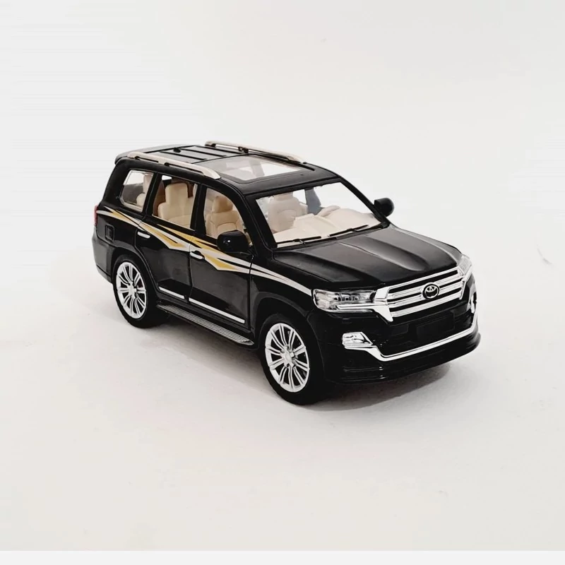 اسباب بازی ماشین فلزی تویوتا لندکروز دودزا مدل toyota land cruiser رنگ مشکی