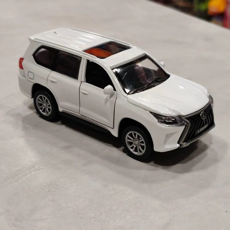 اسباب بازی ماشین فلزی لکسوس Lexus ال ایکس 570