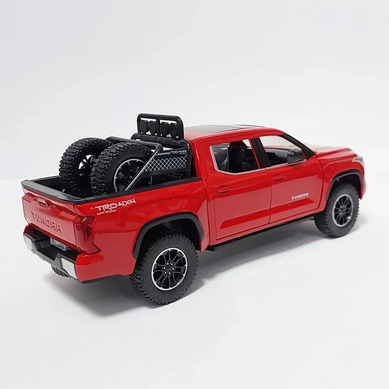 اسباب بازی ماشین فلزی تویوتا وانت تاندرا ماکت ماشین فلزی Toyota Tundra