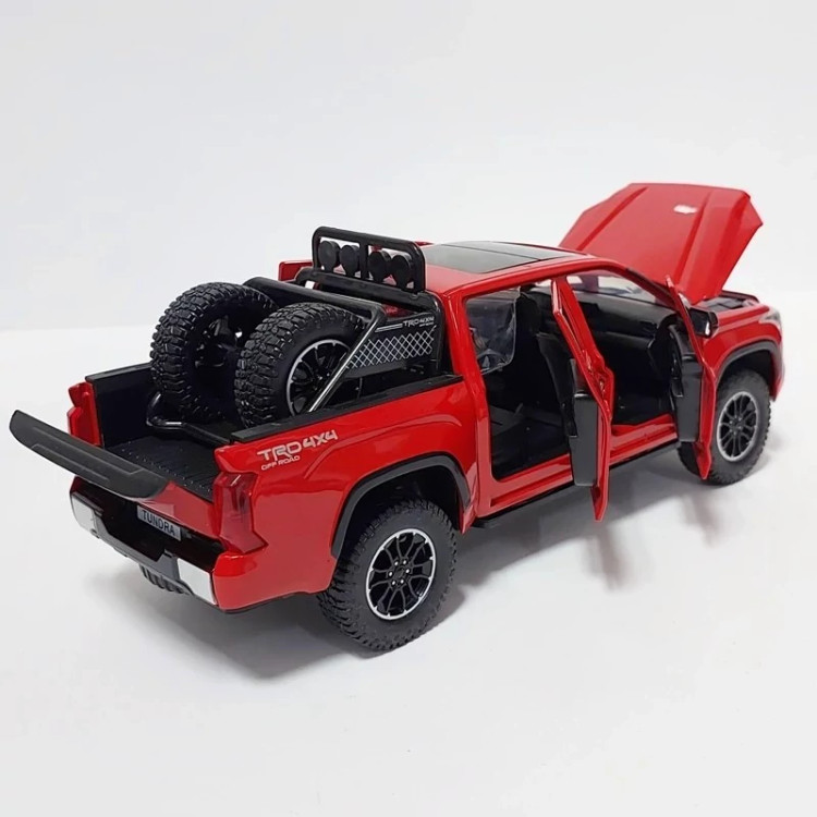 اسباب بازی ماشین فلزی تویوتا وانت تاندرا ماکت ماشین فلزی Toyota Tundra قرمز