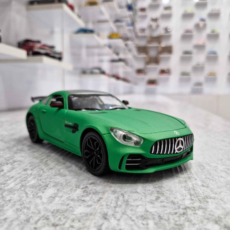 اسباب بازی ماشین فلزی مرسدس بنز ای ام جی دودزا ماکت فلزی Mercedes Benz AMG سبز