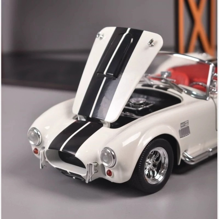 اسباب بازی ماشین فلزی شلبی کبری ماکت فلزی Shelby Cobra 427 سفید