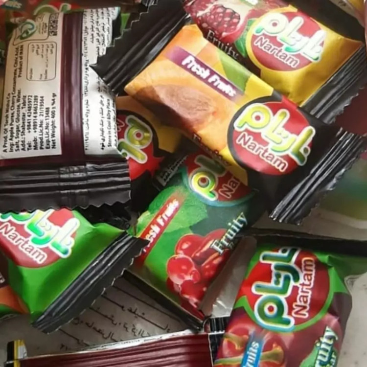 لواشک پذیرایی نارتام با طعم متنوع بسته ی یک کیلوگرمی