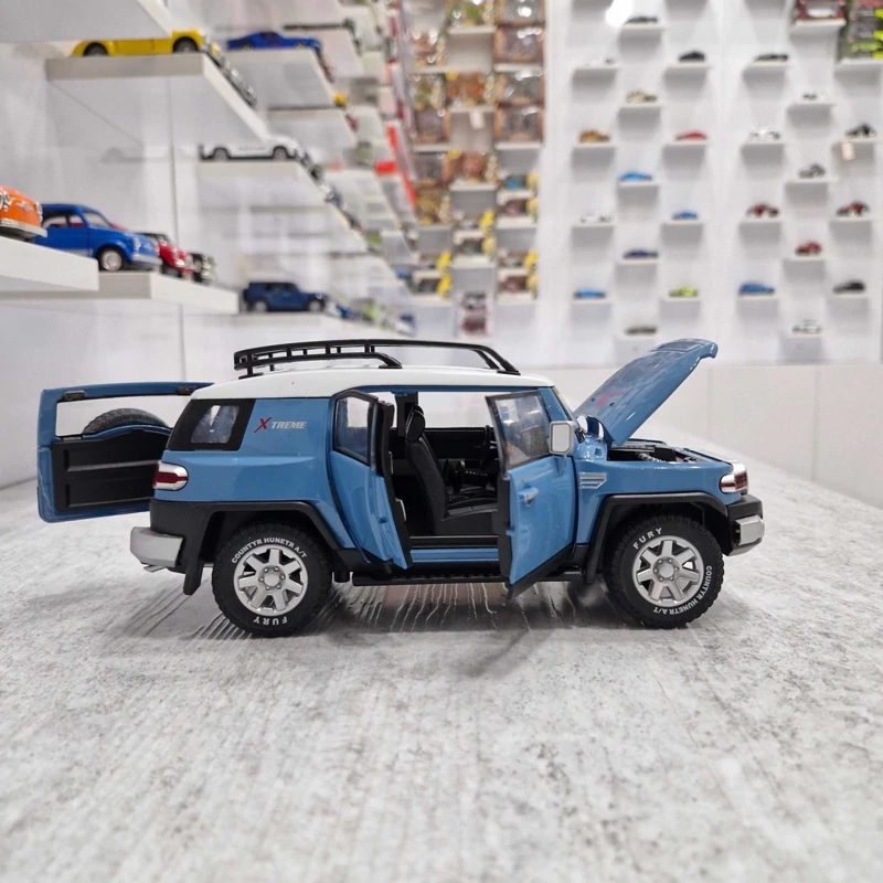اسباب بازی ماشین فلزی اف جی کروزر FJ Cruiser ماکت فلزی