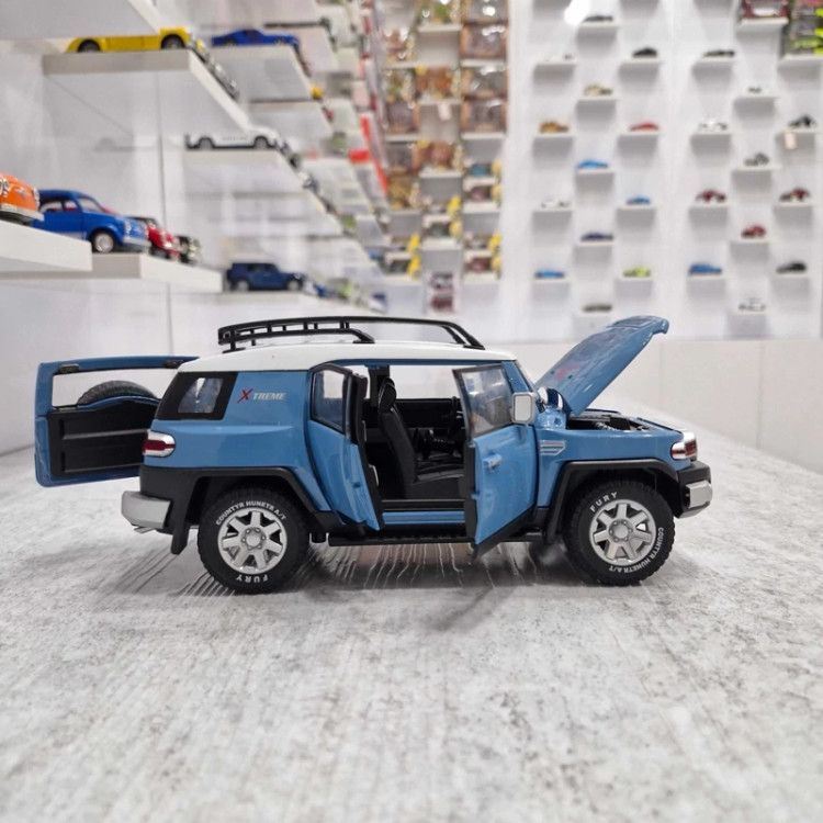 اسباب بازی ماشین فلزی اف جی کروزر FJ Cruiser ماکت فلزی