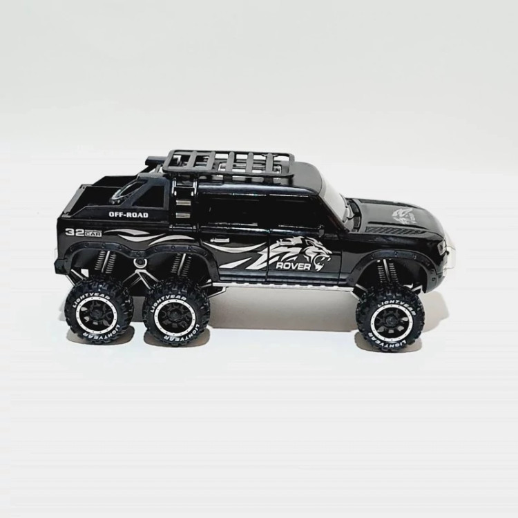 اسباب بازی ماشین فلزی رنجروور دیفندر 6 چرخ Range rover DEFENDER of road رنگ مشکی ماکت فلزی