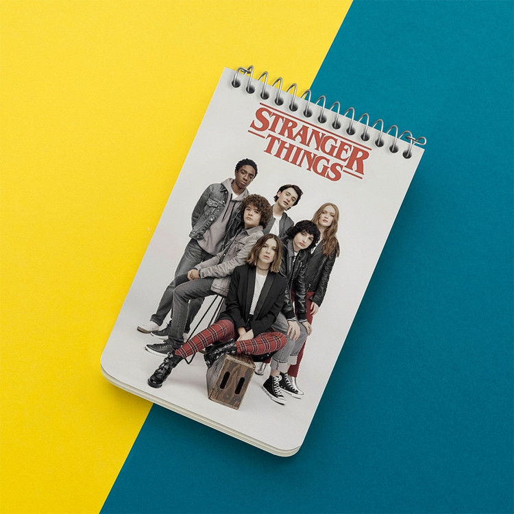 دفتر یادداشت 50 برگ خندالو طرح استرنجر تینگز (Stranger Things) کد F10169