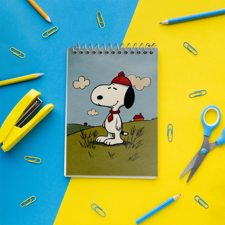 دفتر یادداشت 50 برگ خندالو طرح اسنوپی (Snoopy) کد N3578