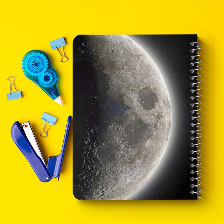 دفتر طراحی 50 برگ خندالو طرح ماه (Moon) کد 38071