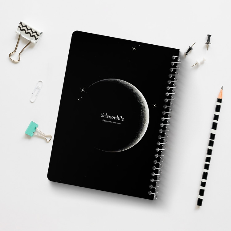 دفتر طراحی 50 برگ خندالو طرح ماه (Moon) کد 38062
