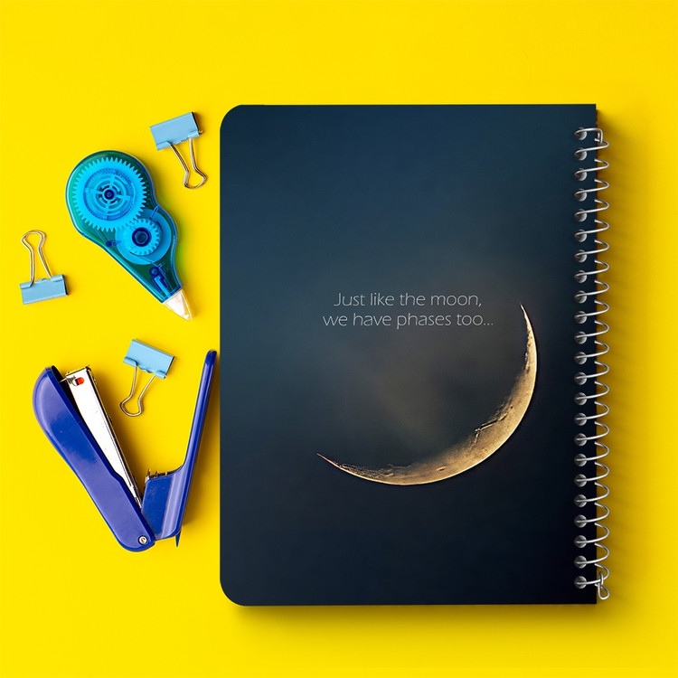 دفتر طراحی 50 برگ خندالو طرح ماه (Moon) کد 38060
