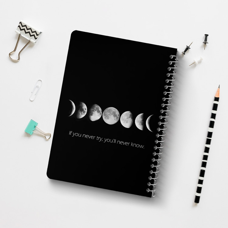 دفتر طراحی 50 برگ خندالو طرح ماه (Moon) کد 38058