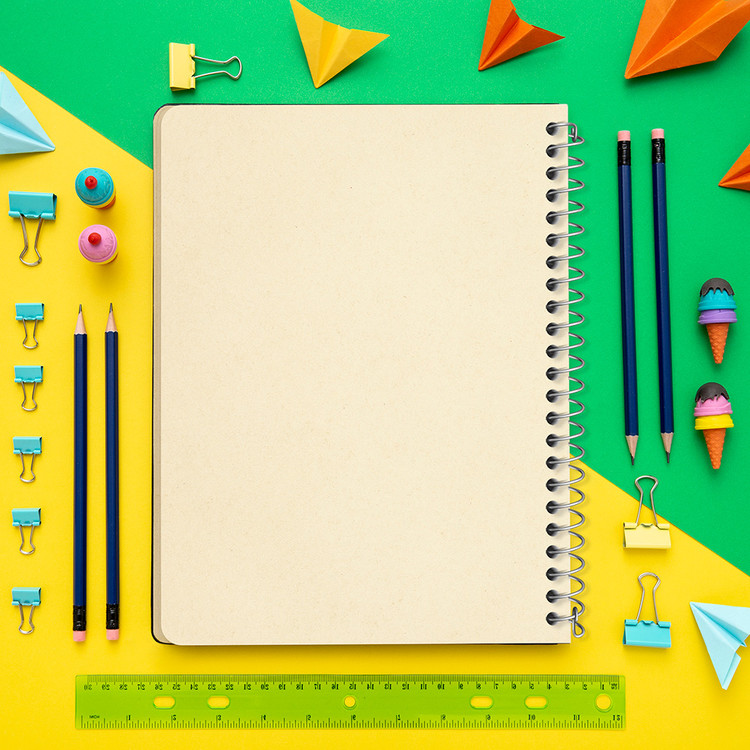 دفتر طراحی 50 برگ خندالو طرح ماه (Moon) کد 38056