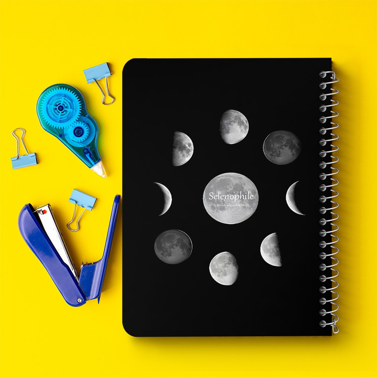دفتر شطرنجی 50 برگ خندالو طرح ماه (Moon) کد 38090