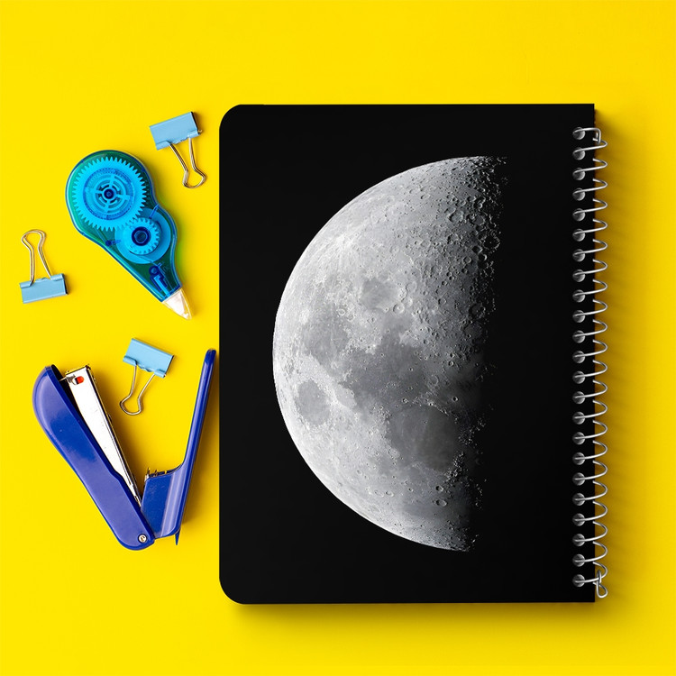 دفتر شطرنجی 50 برگ خندالو طرح ماه (Moon) کد 38076