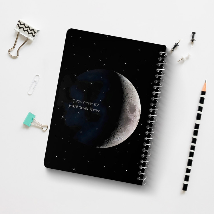 دفتر شطرنجی 50 برگ خندالو طرح ماه (Moon) کد 38059