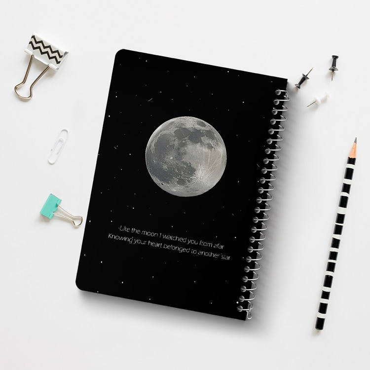 دفتر شطرنجی 50 برگ خندالو طرح ماه (Moon) کد 38052