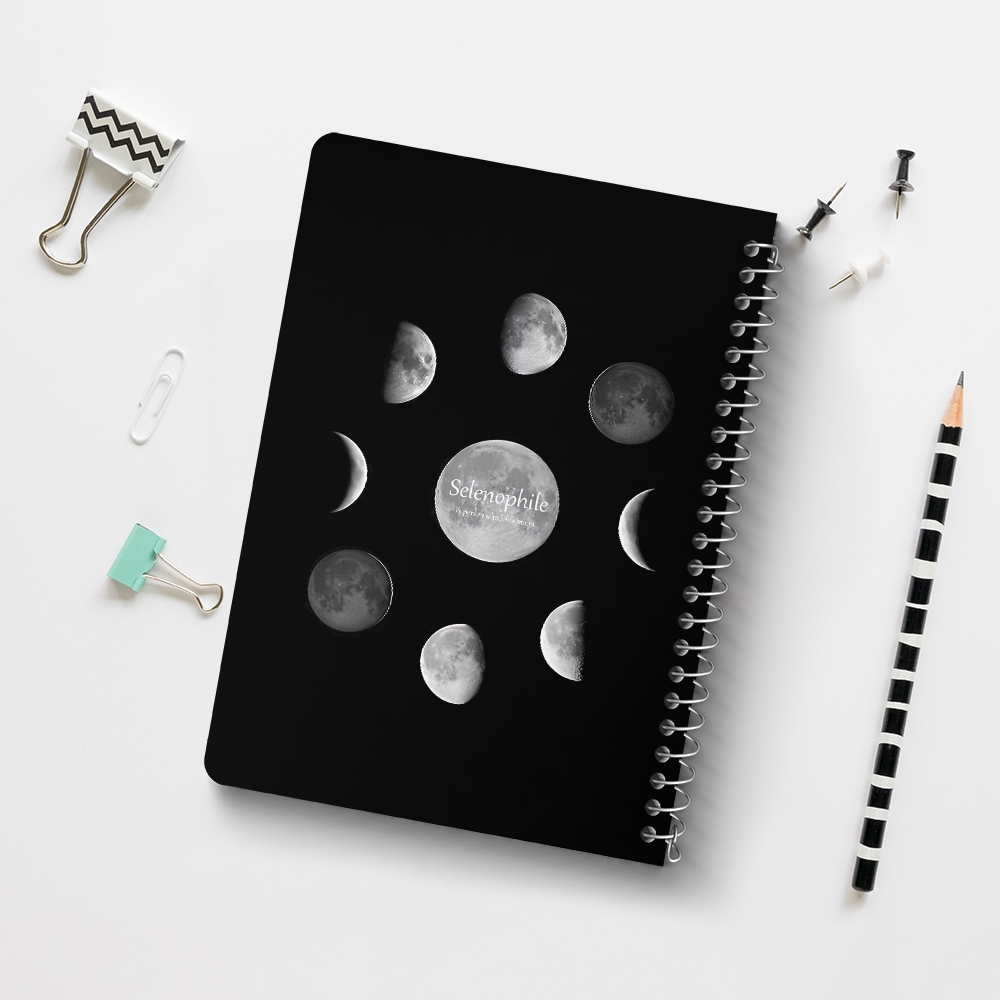 دفتر نقاشی 50 برگ خندالو طرح ماه (Moon) کد 38090